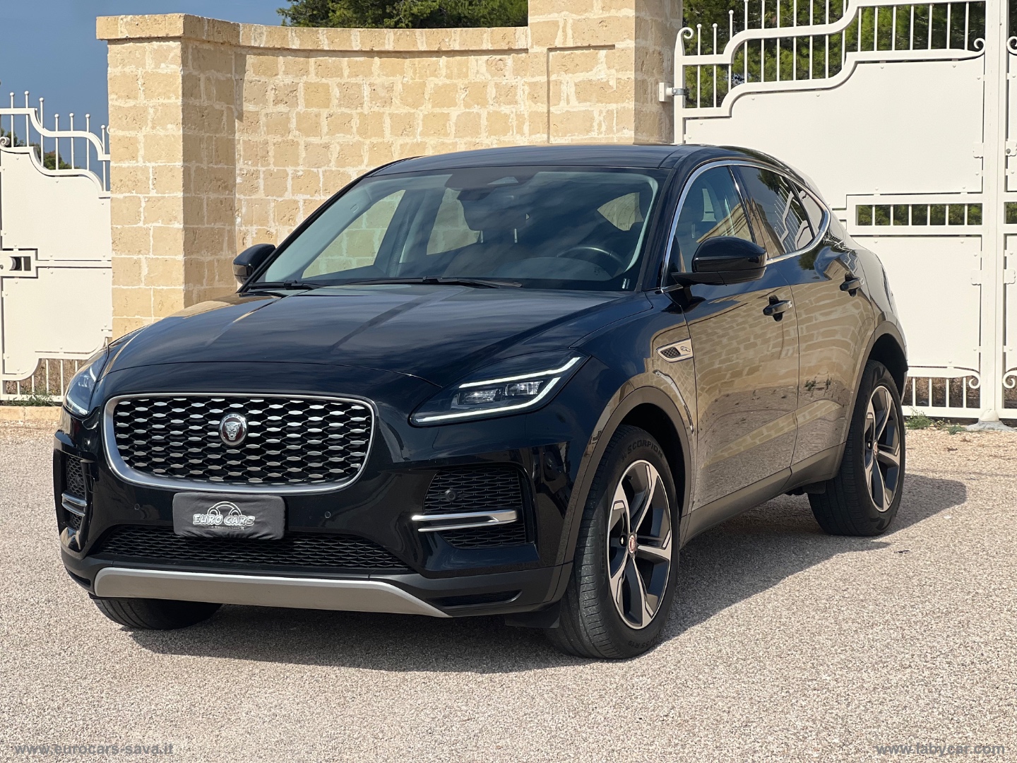 JAGUAR E-Pace