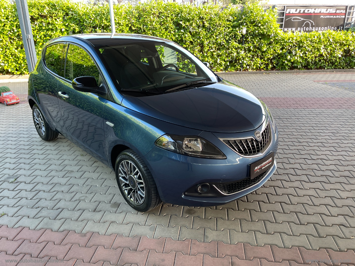 Ypsilon 1.0 FireFly 5p.S&S Hyb. Gold Pl.                                                        