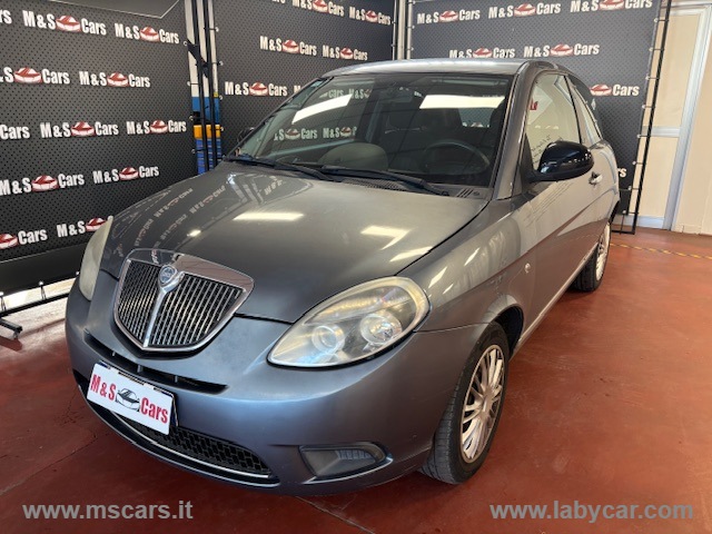 Ypsilon 1.2 69 CV Argento                                                        