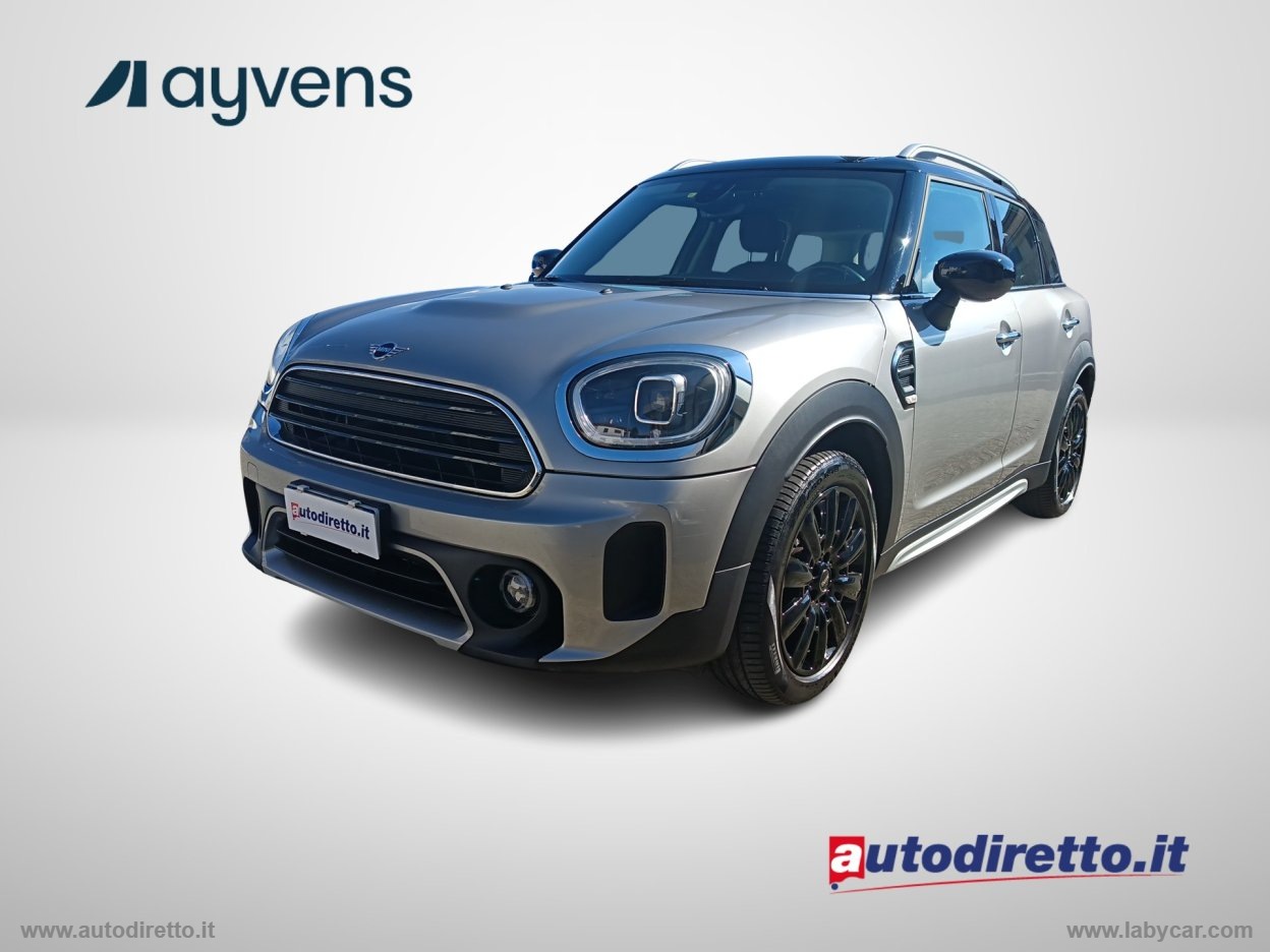Mini Cooper CLASSIC Countryman.                                                        