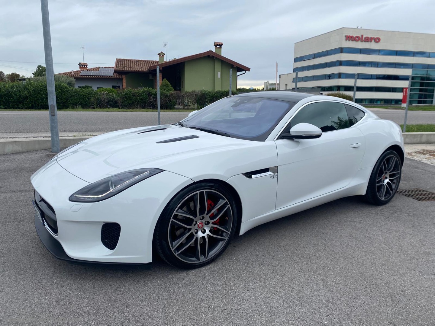 F-Type 2.0 aut. CoupÃ©                                                        