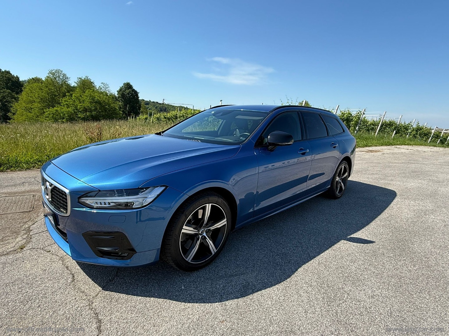 VOLVO V90