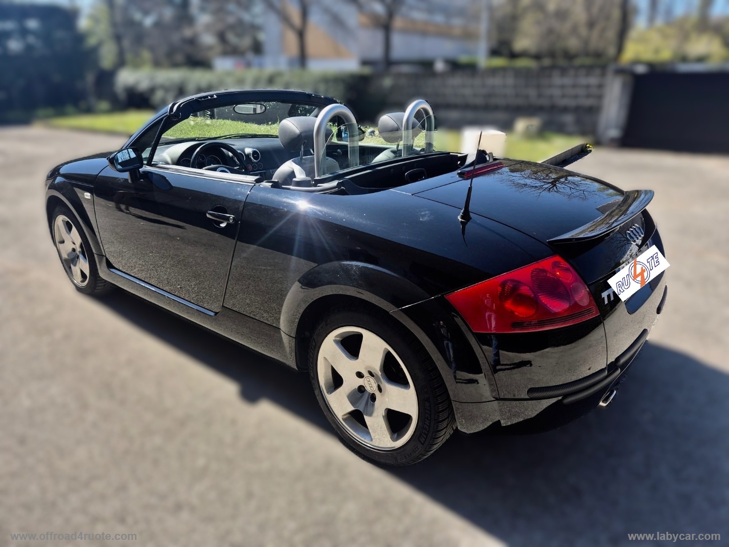 AUDI TT