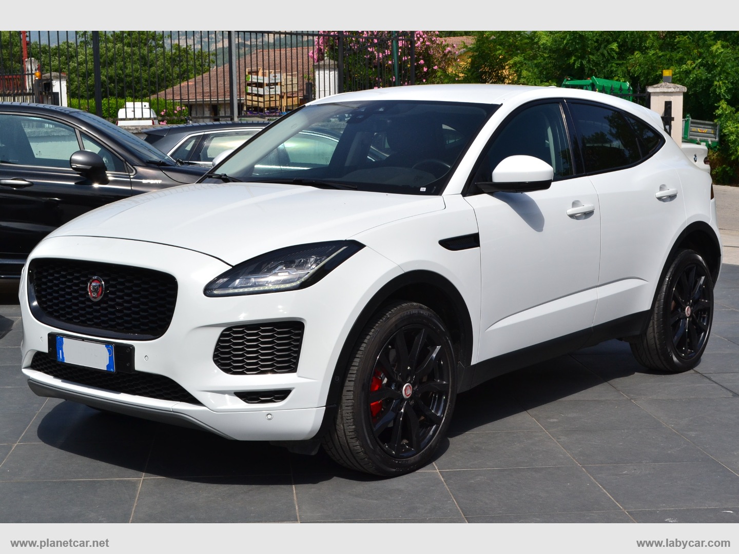 JAGUAR E-Pace