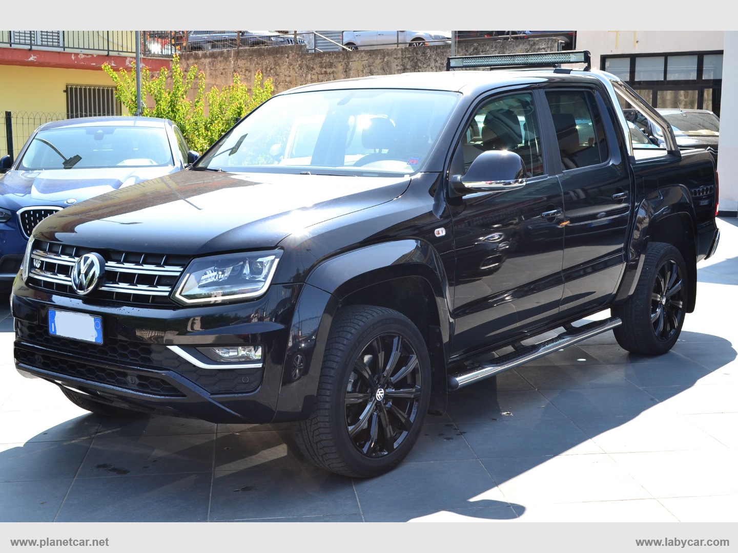 VOLKSWAGEN Amarok
