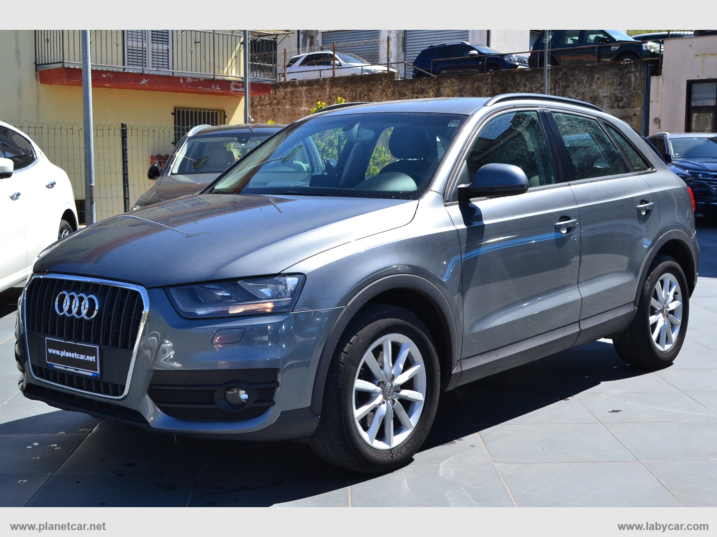 AUDI Q3