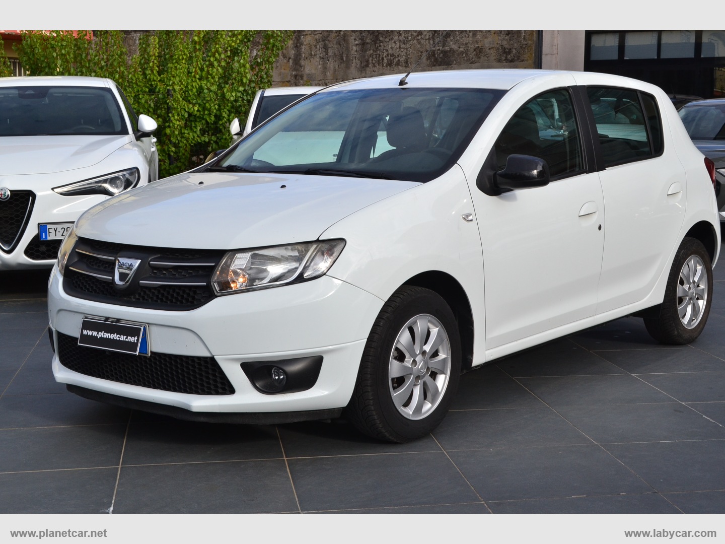 DACIA Sandero