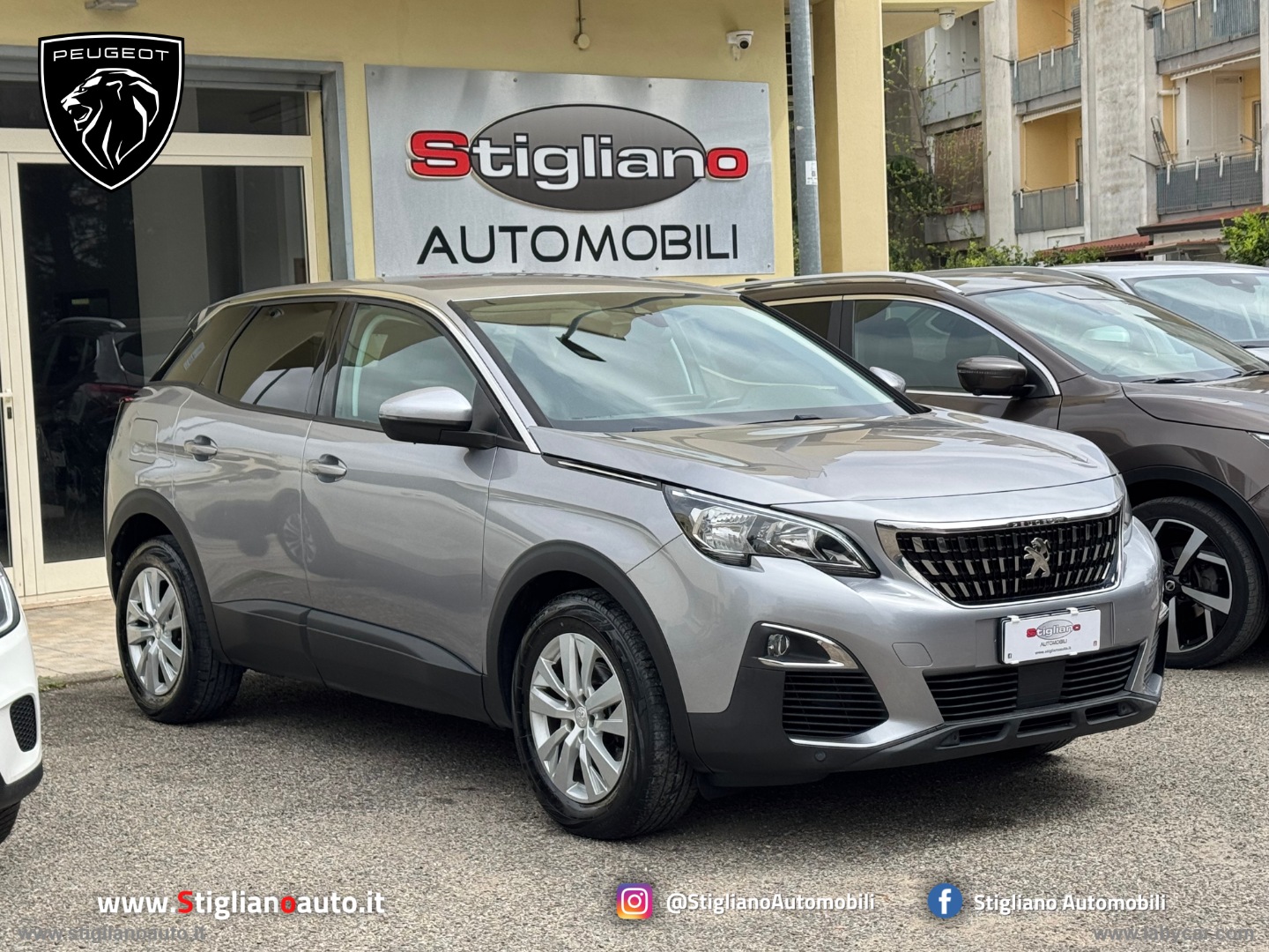 PEUGEOT 3008