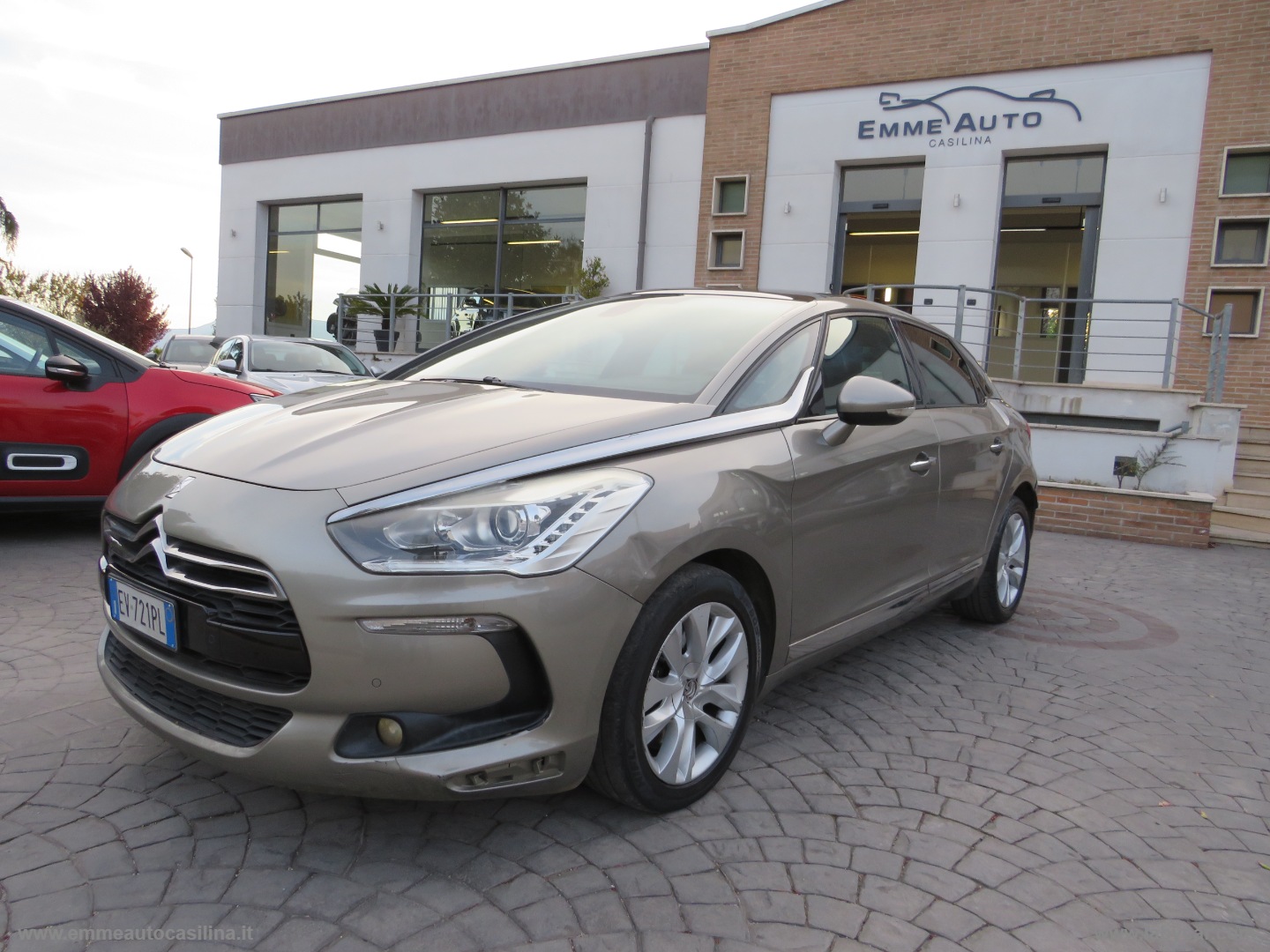DS AUTOMOBILES DS5