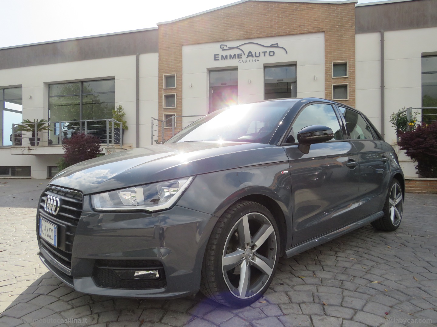 AUDI A1