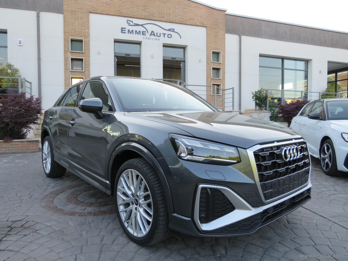 AUDI Q2