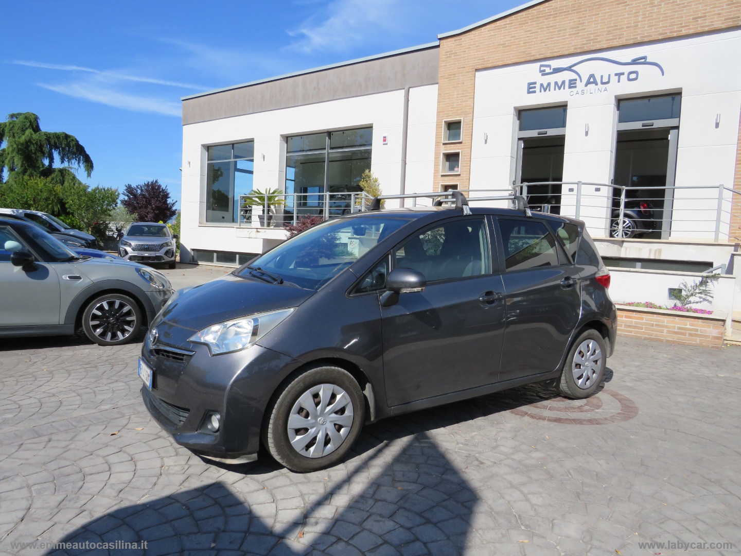 TOYOTA Verso-S