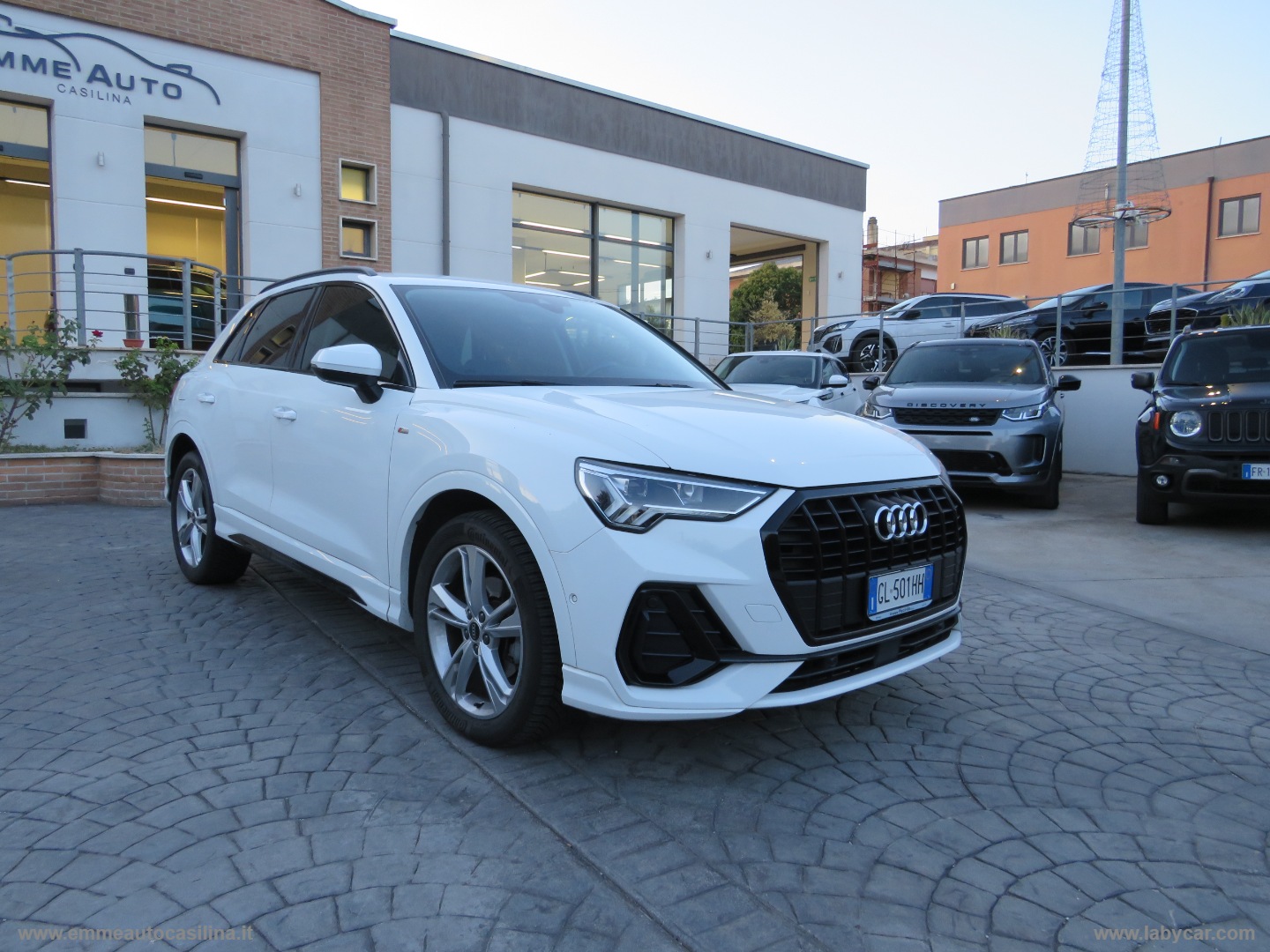 AUDI Q3