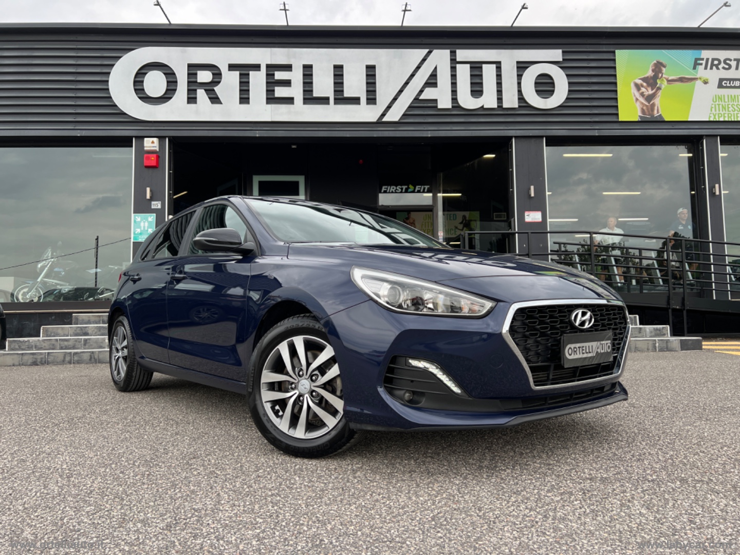 HYUNDAI i30