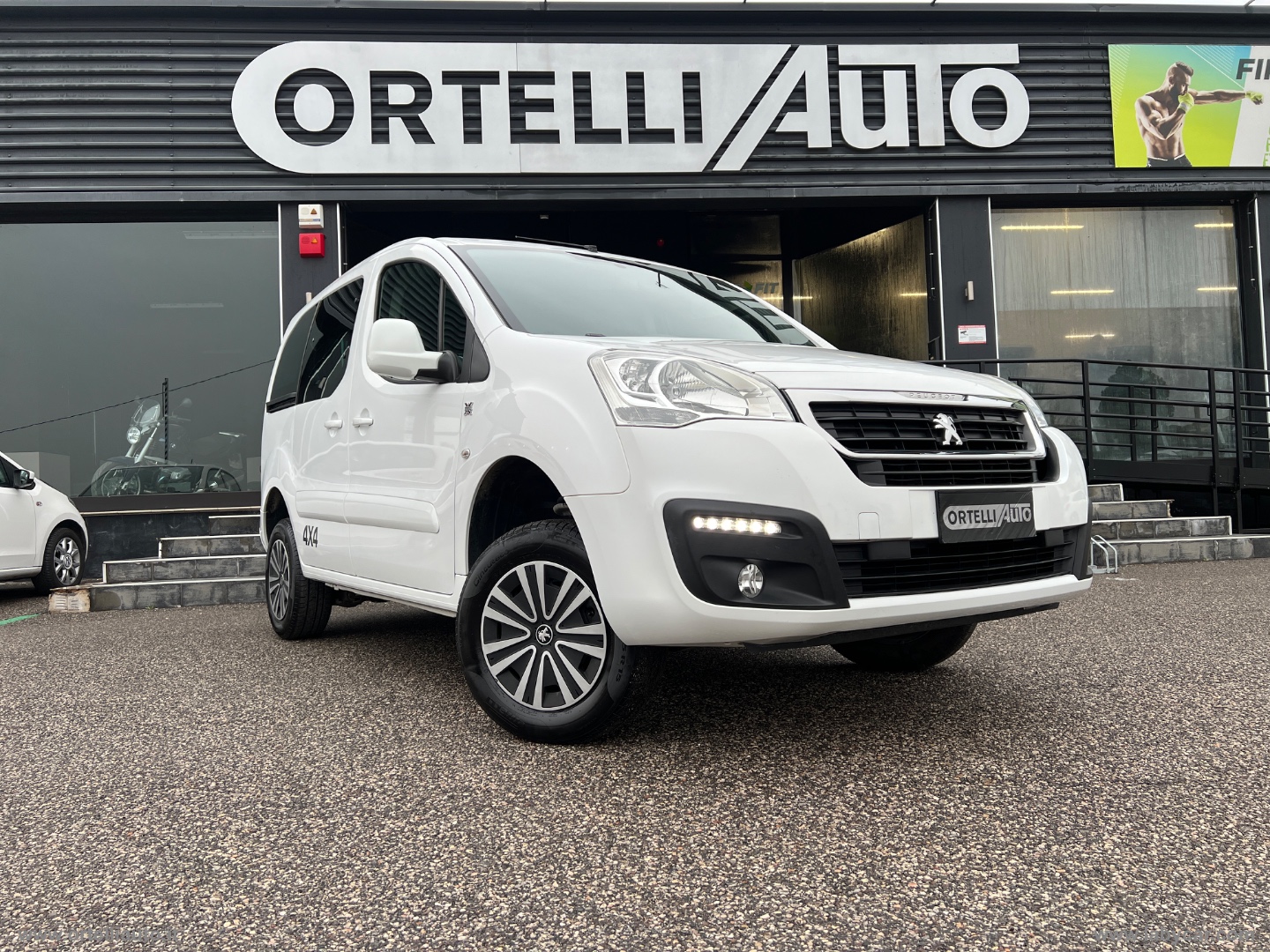 PEUGEOT Partner