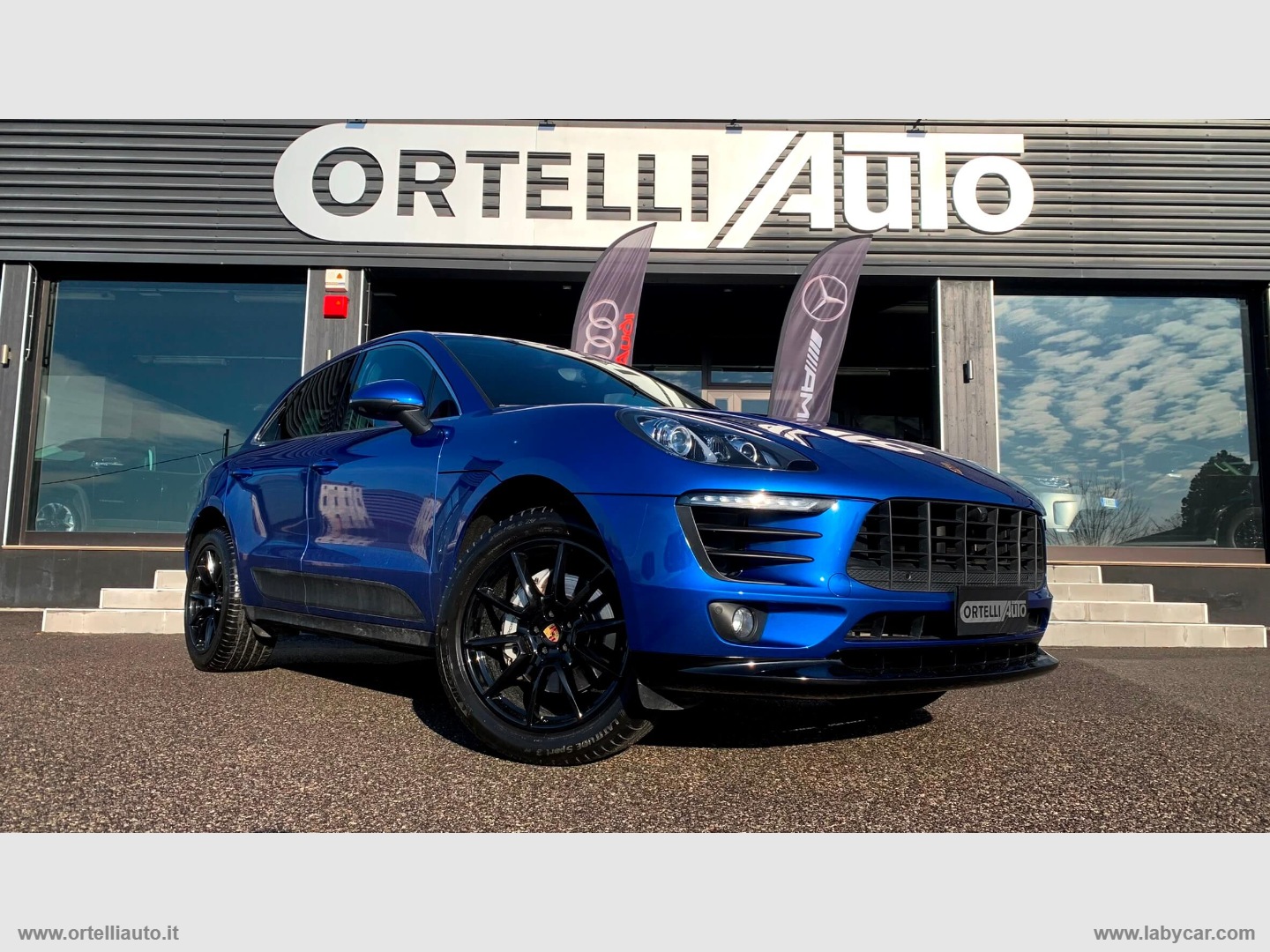 PORSCHE Macan