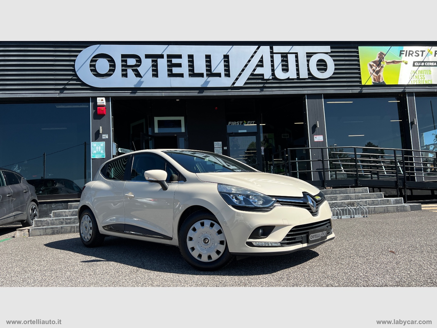 RENAULT Clio
