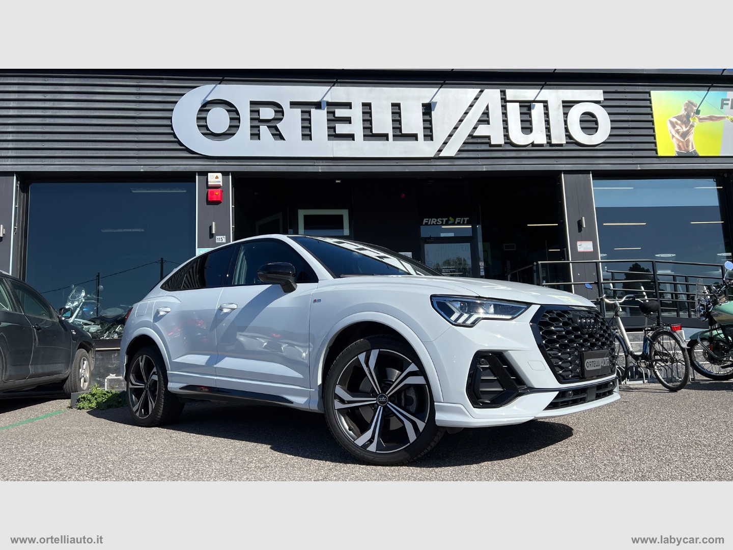 AUDI Q3