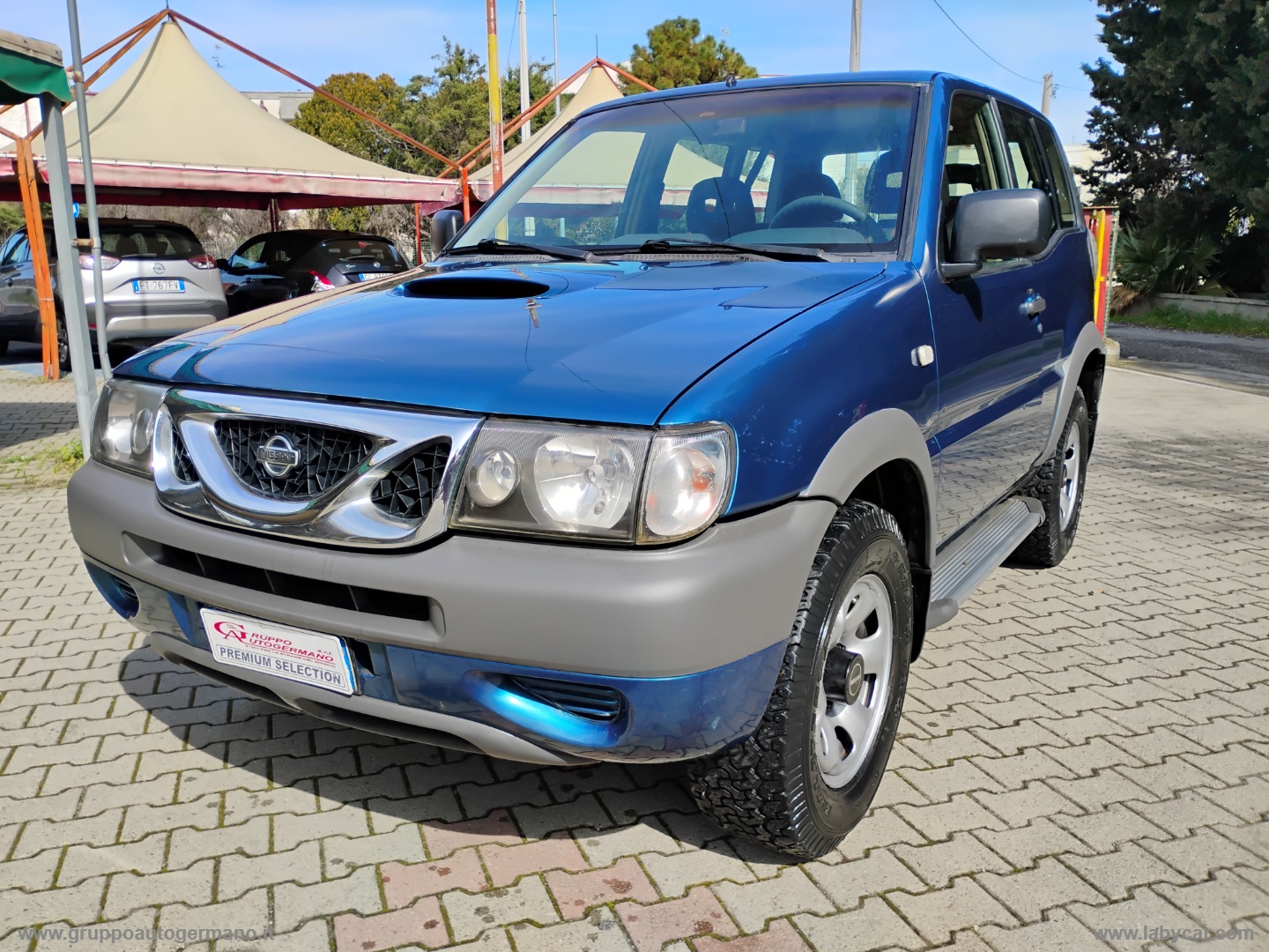 Terrano II 2.7 Tdi 3p. Luxury                                                        