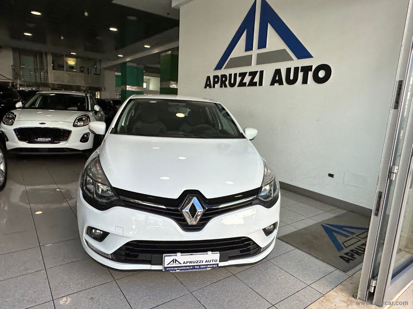 RENAULT Clio