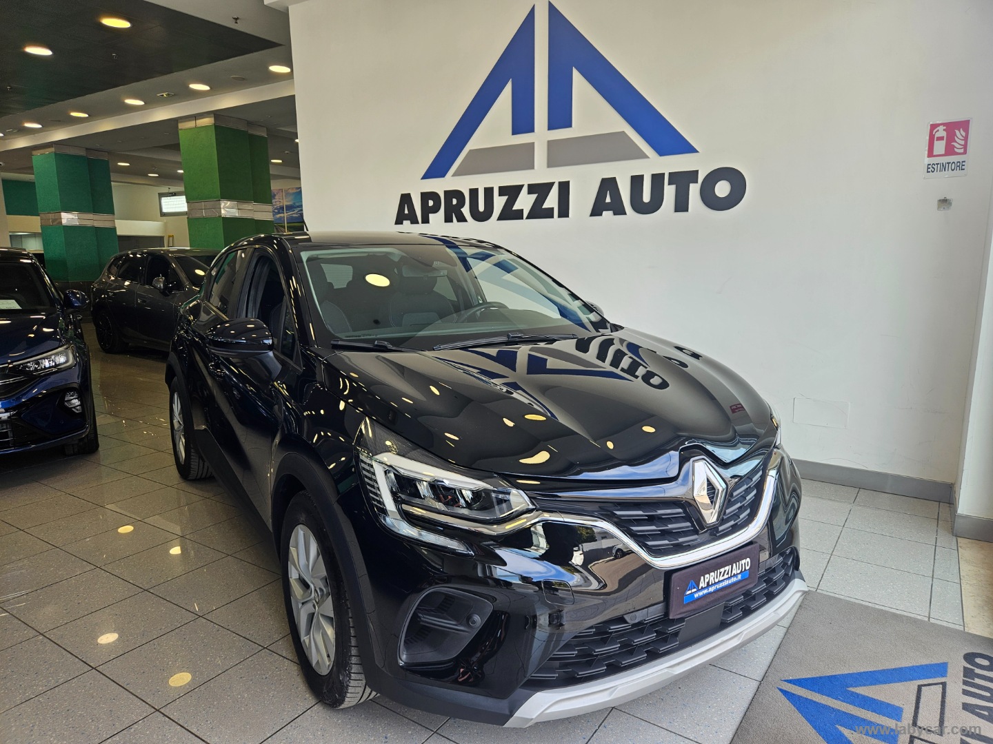 Captur Hybrid E-Tech 145 CV Business AUT.                                                        