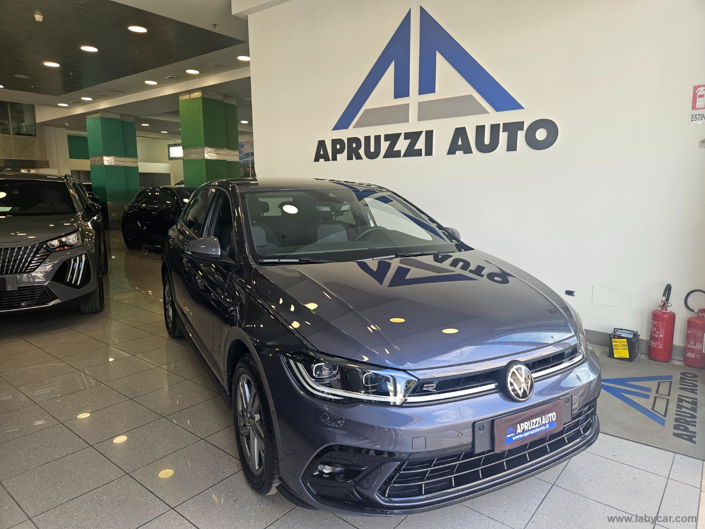 VOLKSWAGEN Polo 1.0 TSI R-Line Plus                                                        