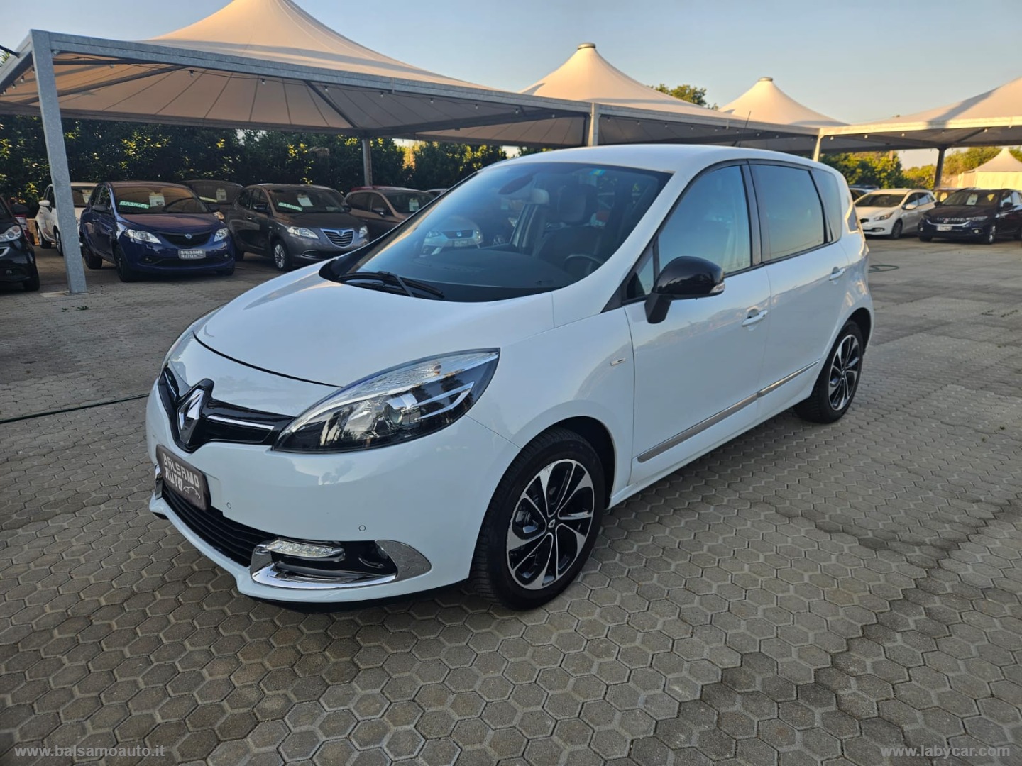 RENAULT Scénic