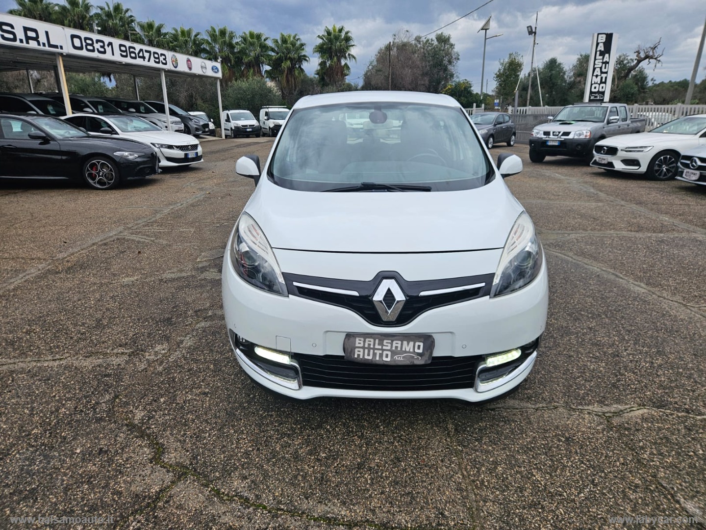 RENAULT Scénic