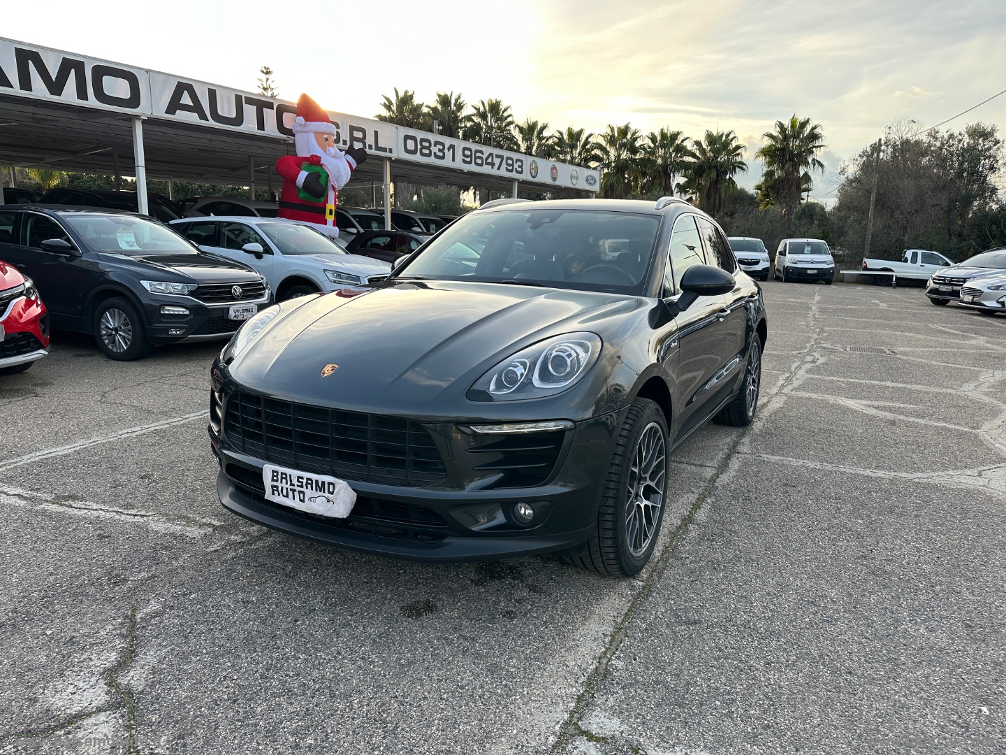 PORSCHE Macan