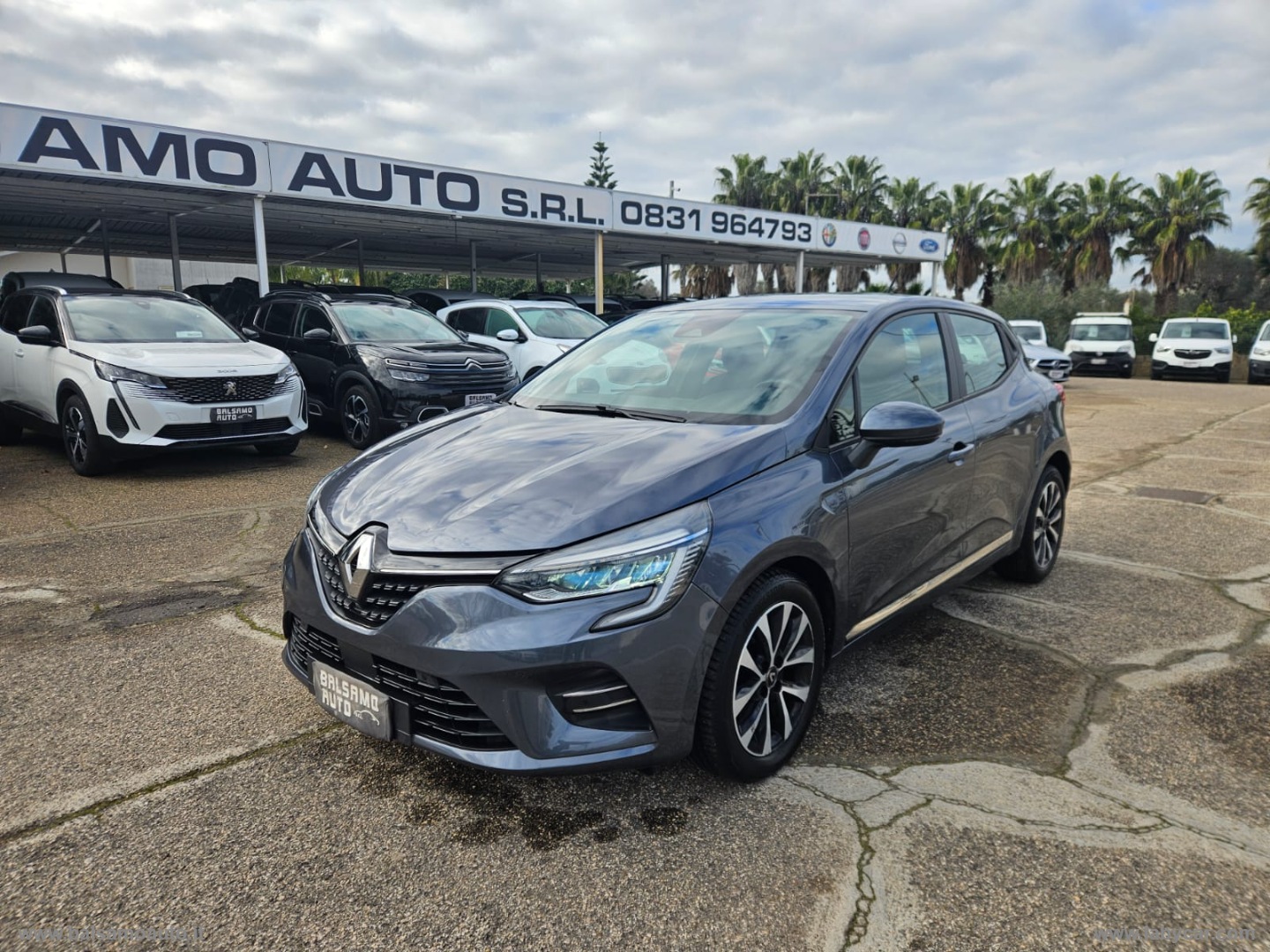RENAULT Clio