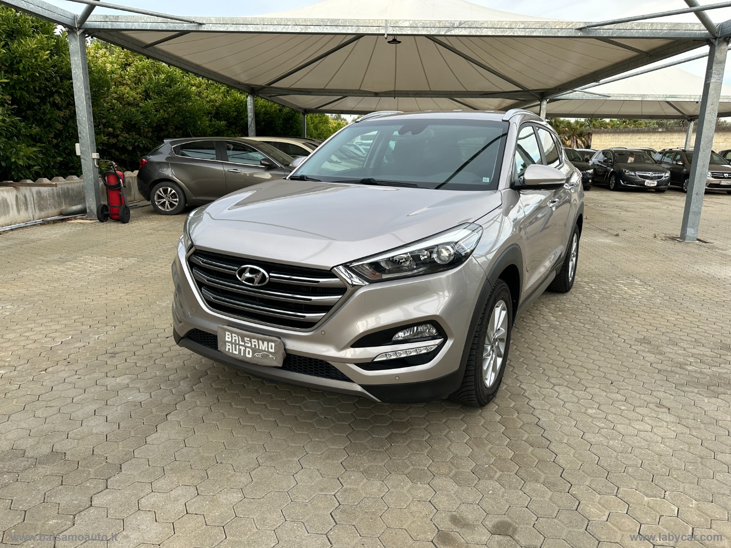 HYUNDAI Tucson