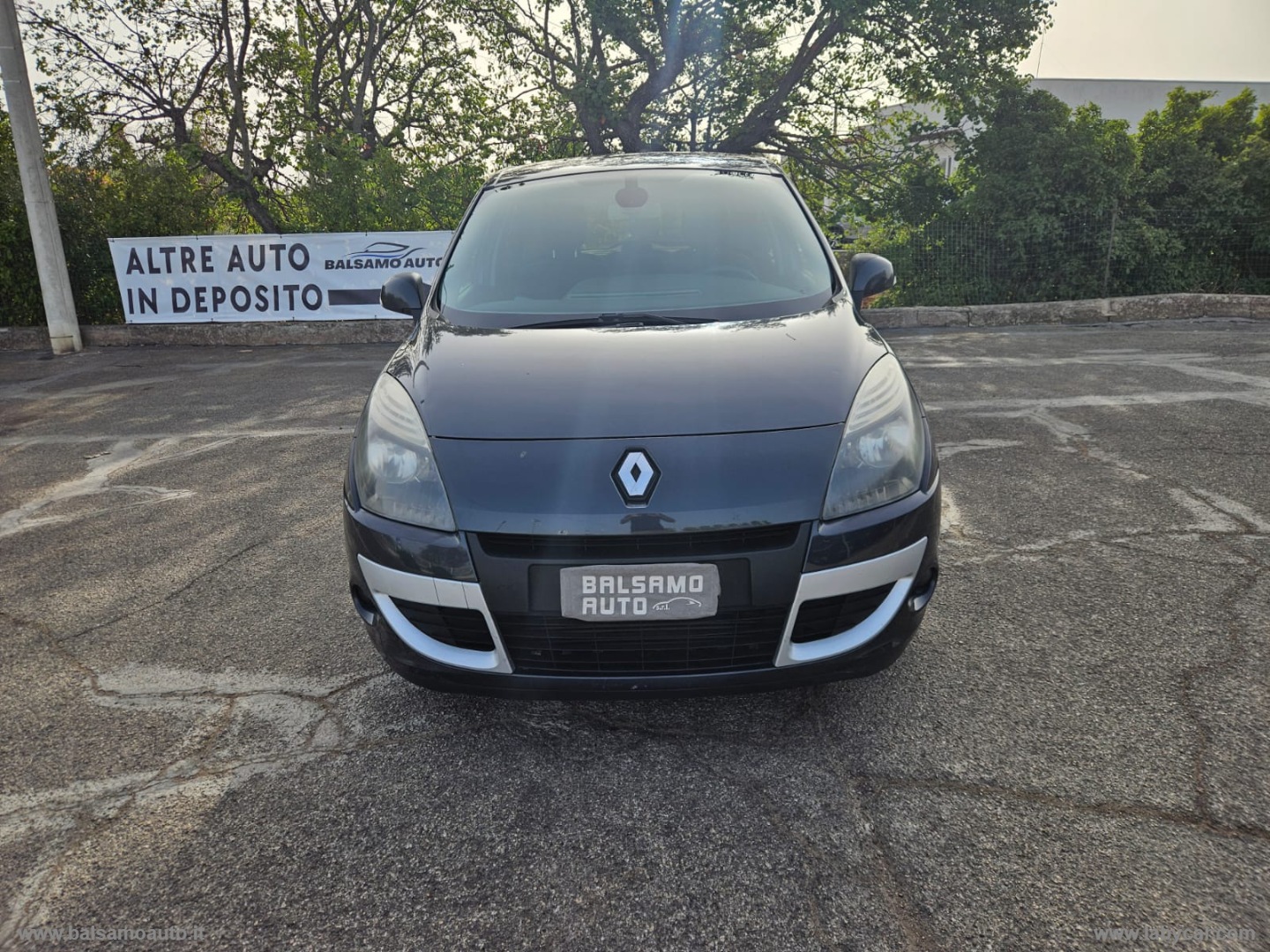 RENAULT Scénic