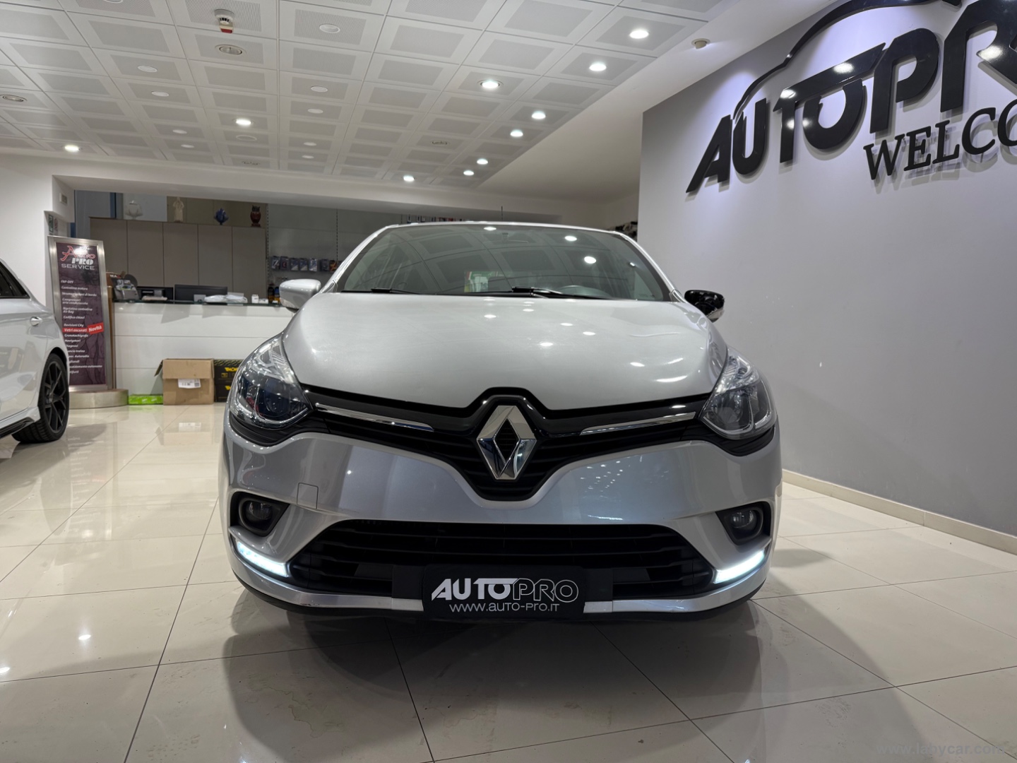RENAULT Clio