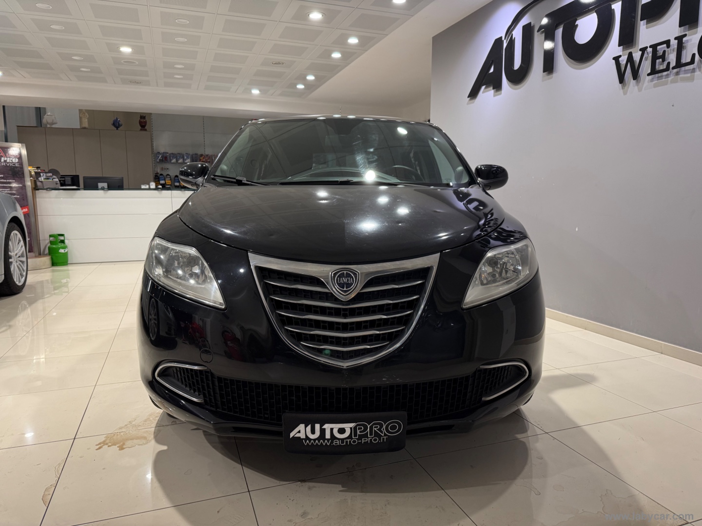 Ypsilon 1.2 69 CV 5p. S&S Silver                                                        