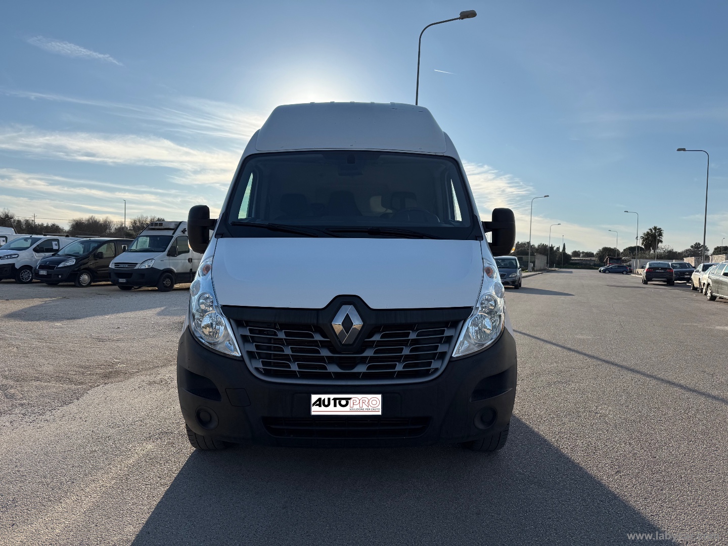 RENAULT Master