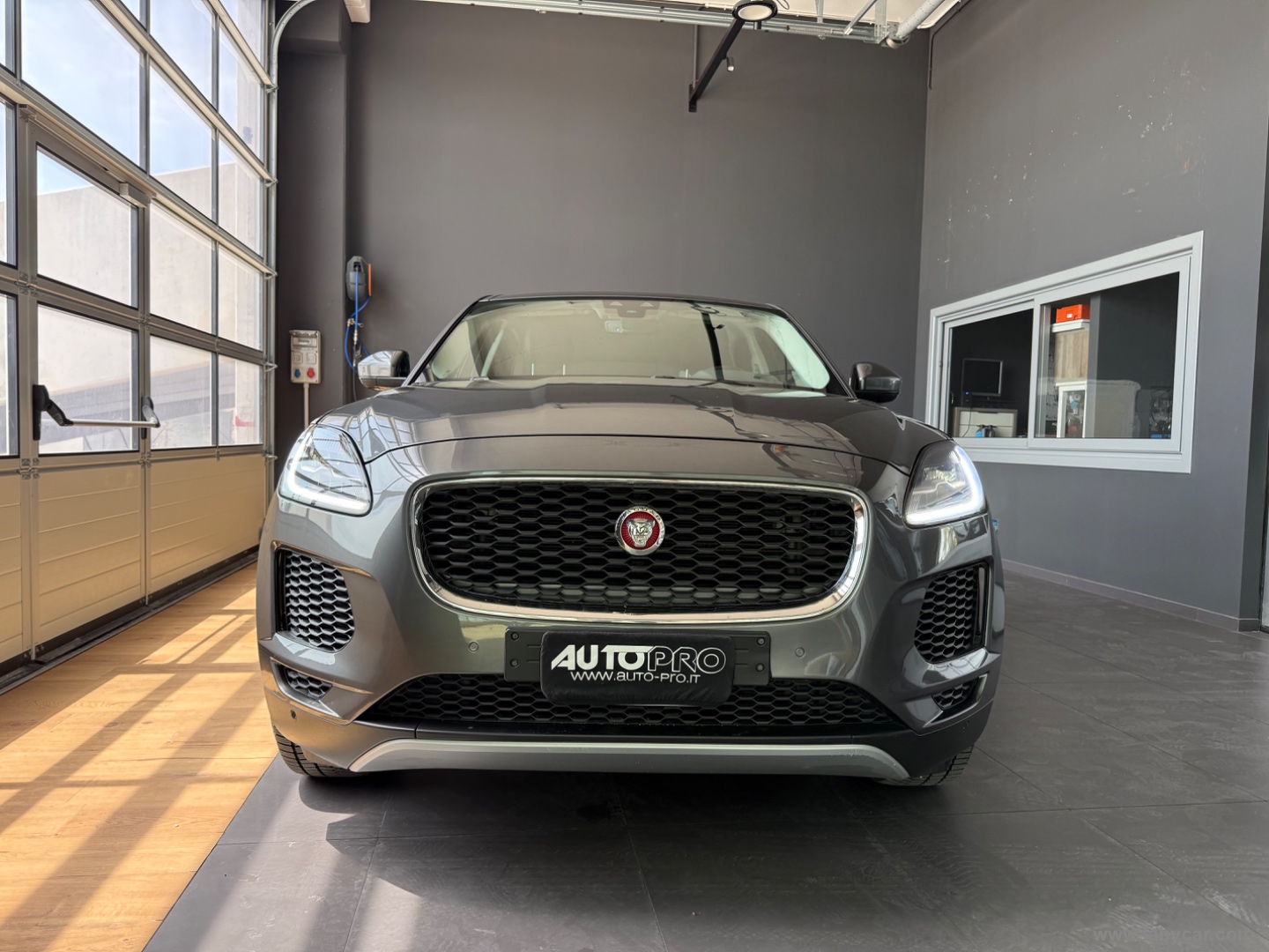 E-Pace 2.0D 150CV AWD aut.                                                        