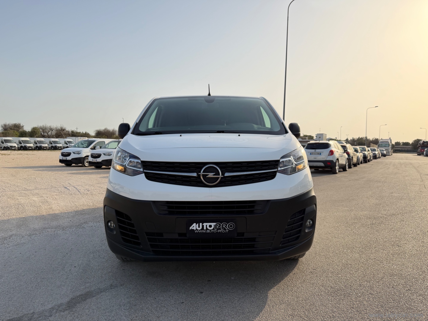 OPEL Vivaro 2.0D120S&S PL-SL-TN L F.Ess. Mag.                                                        