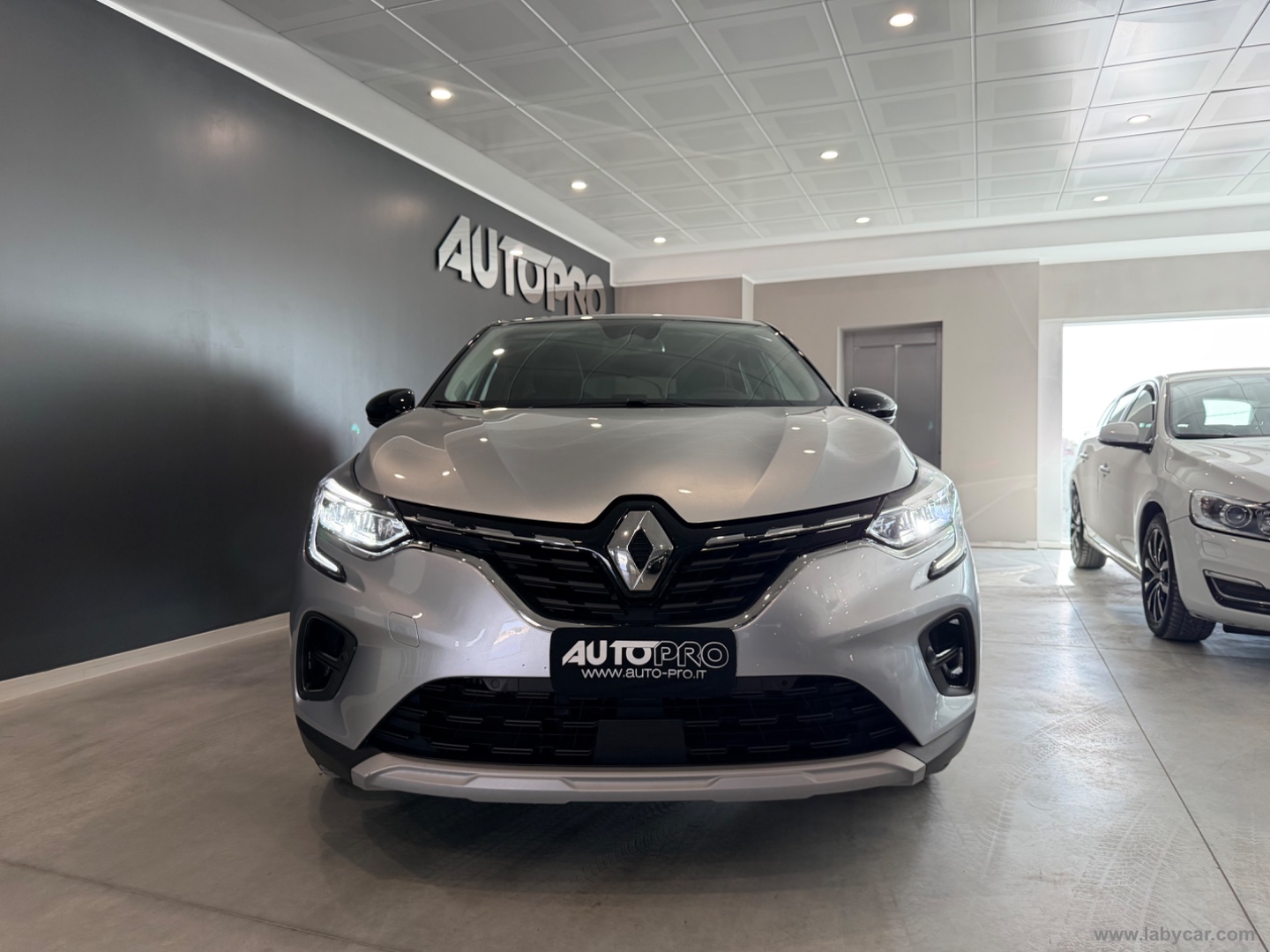 RENAULT Captur TCe 12V 90 CV Zen                                                        