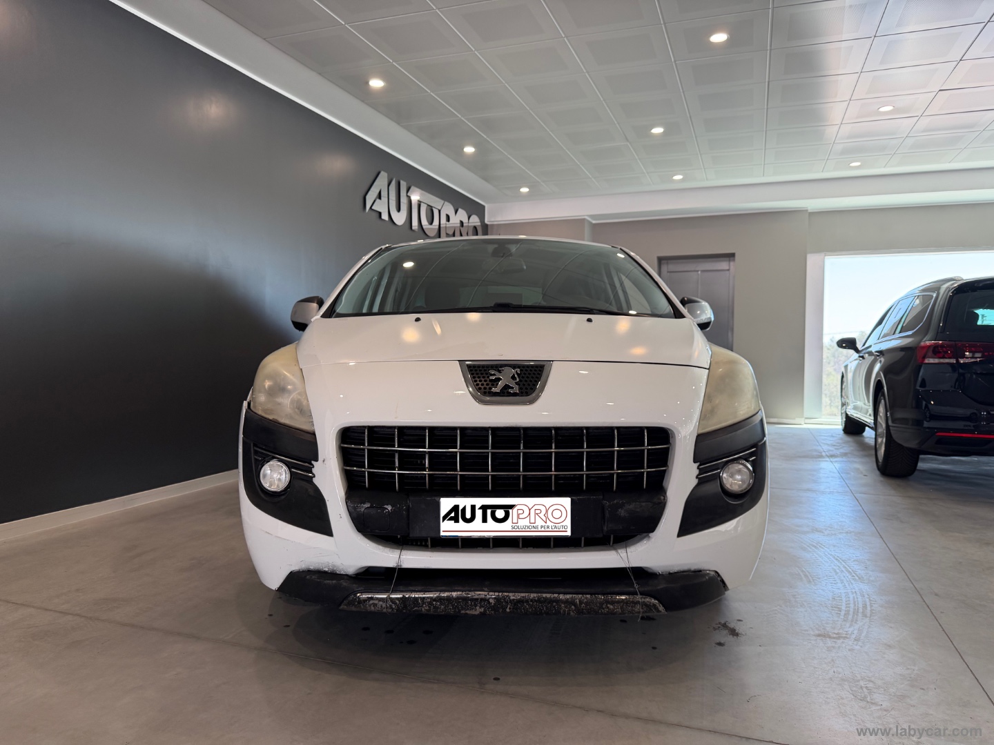 PEUGEOT 3008 1.6 HDi 115 CV Active                                                        