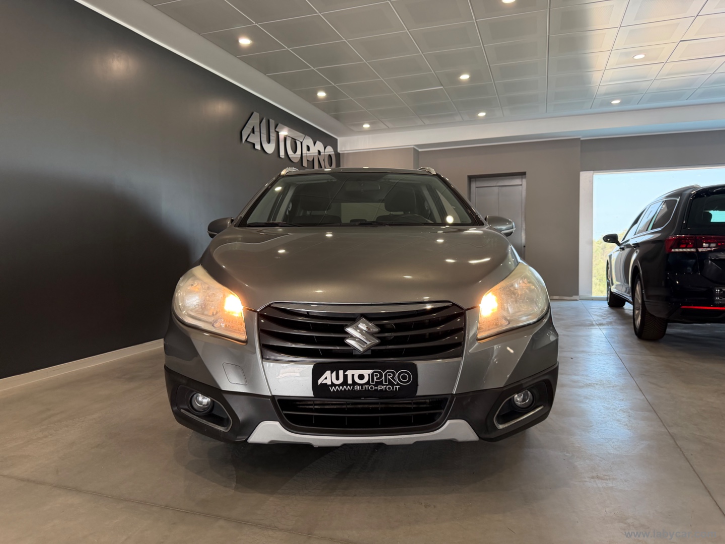 SUZUKI S-Cross