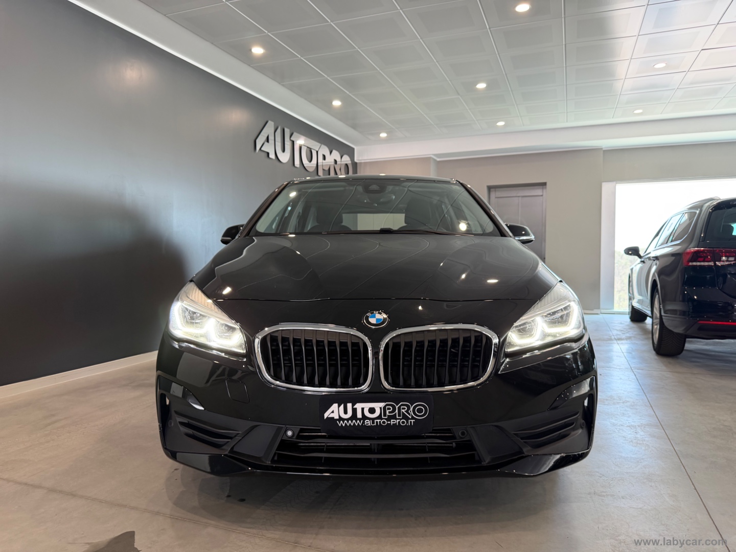 216d Active Tourer Business                                                        