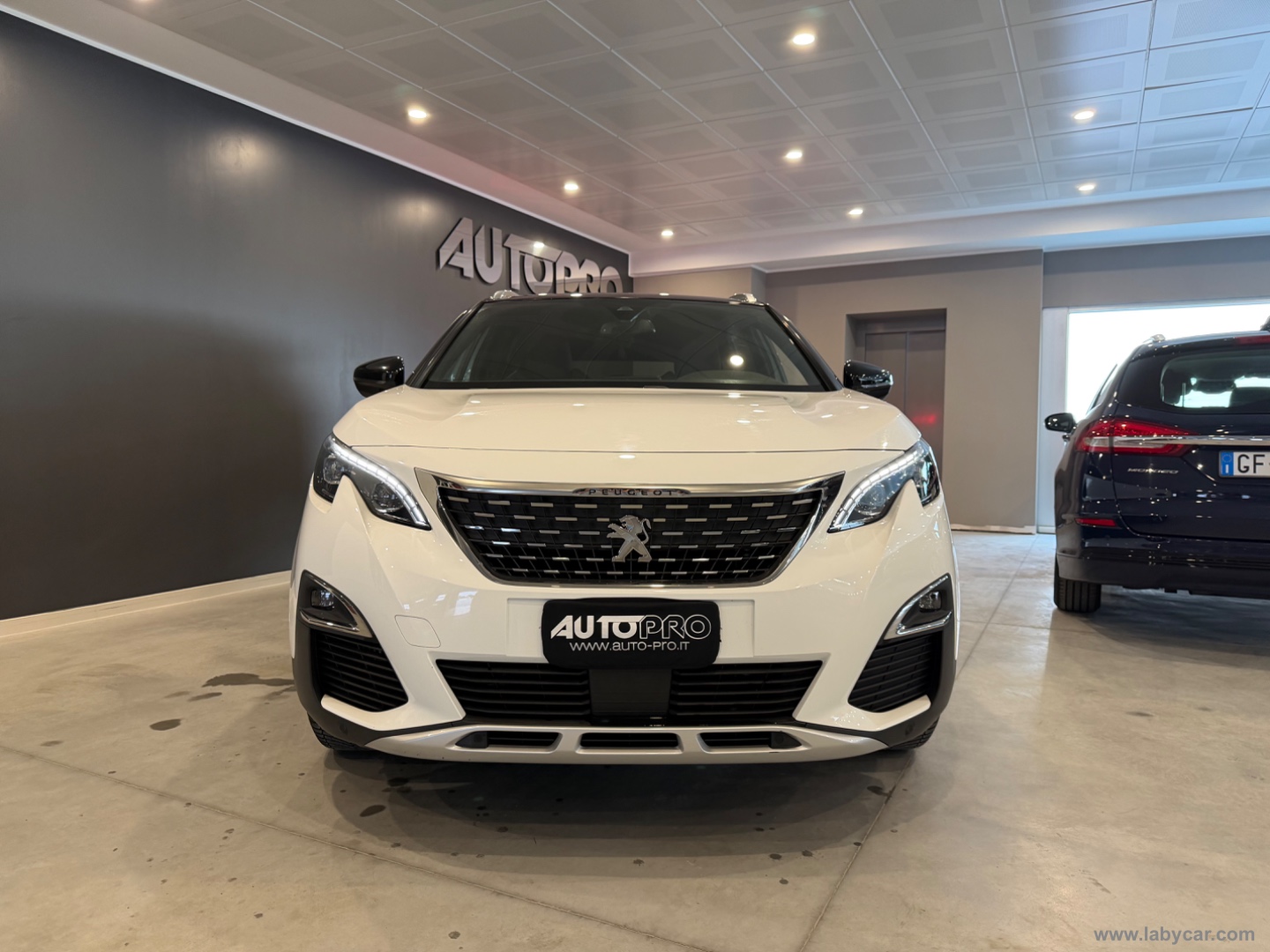 PEUGEOT 5008 BlueHDi 130 S&S Active                                                        