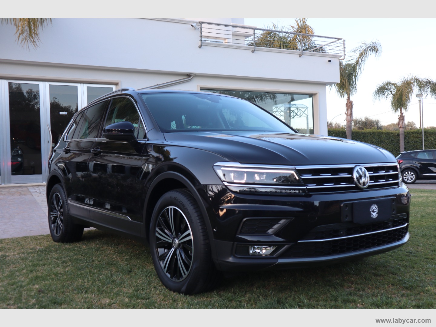Tiguan 2.0 TDI DSG 4MOTION Advanced BMT                                                        
