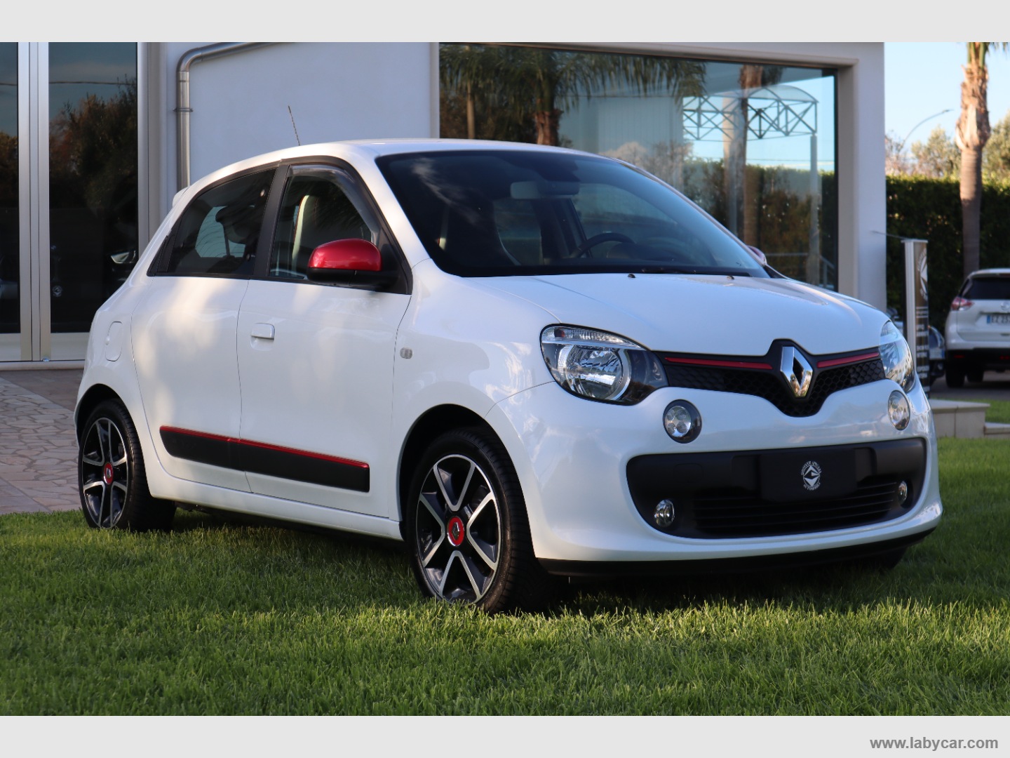 RENAULT Twingo