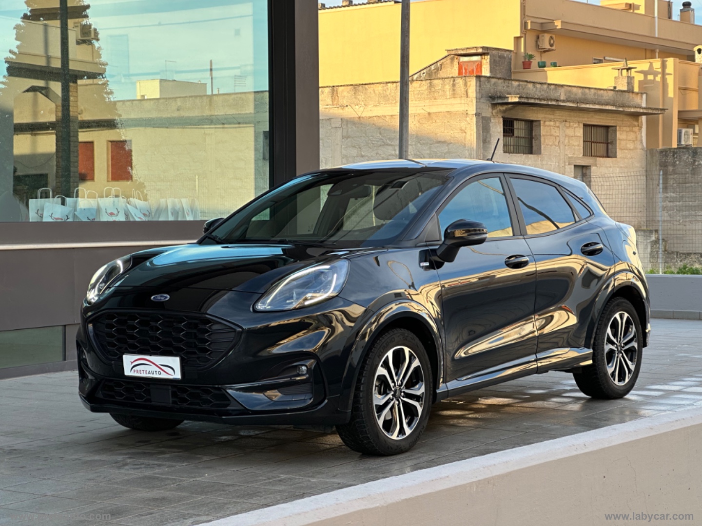 Puma 1.0 EcoBoost Hyb.125 CV aut. ST-L.                                                        