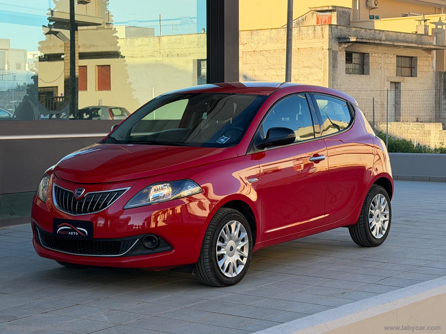 LANCIA Ypsilon