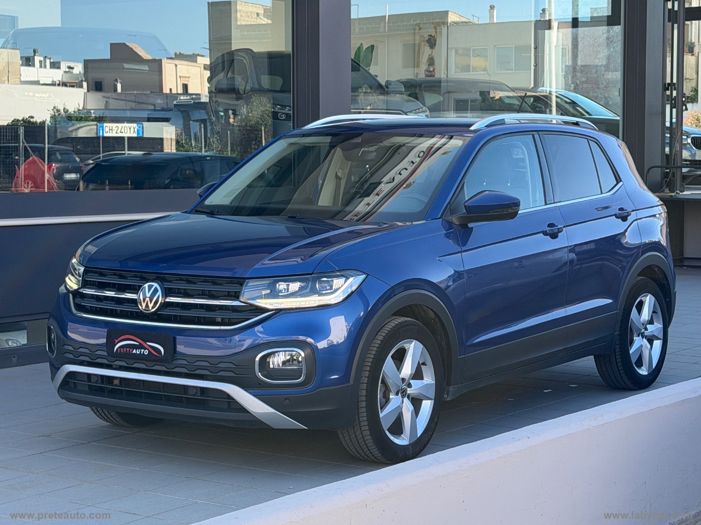 VOLKSWAGEN