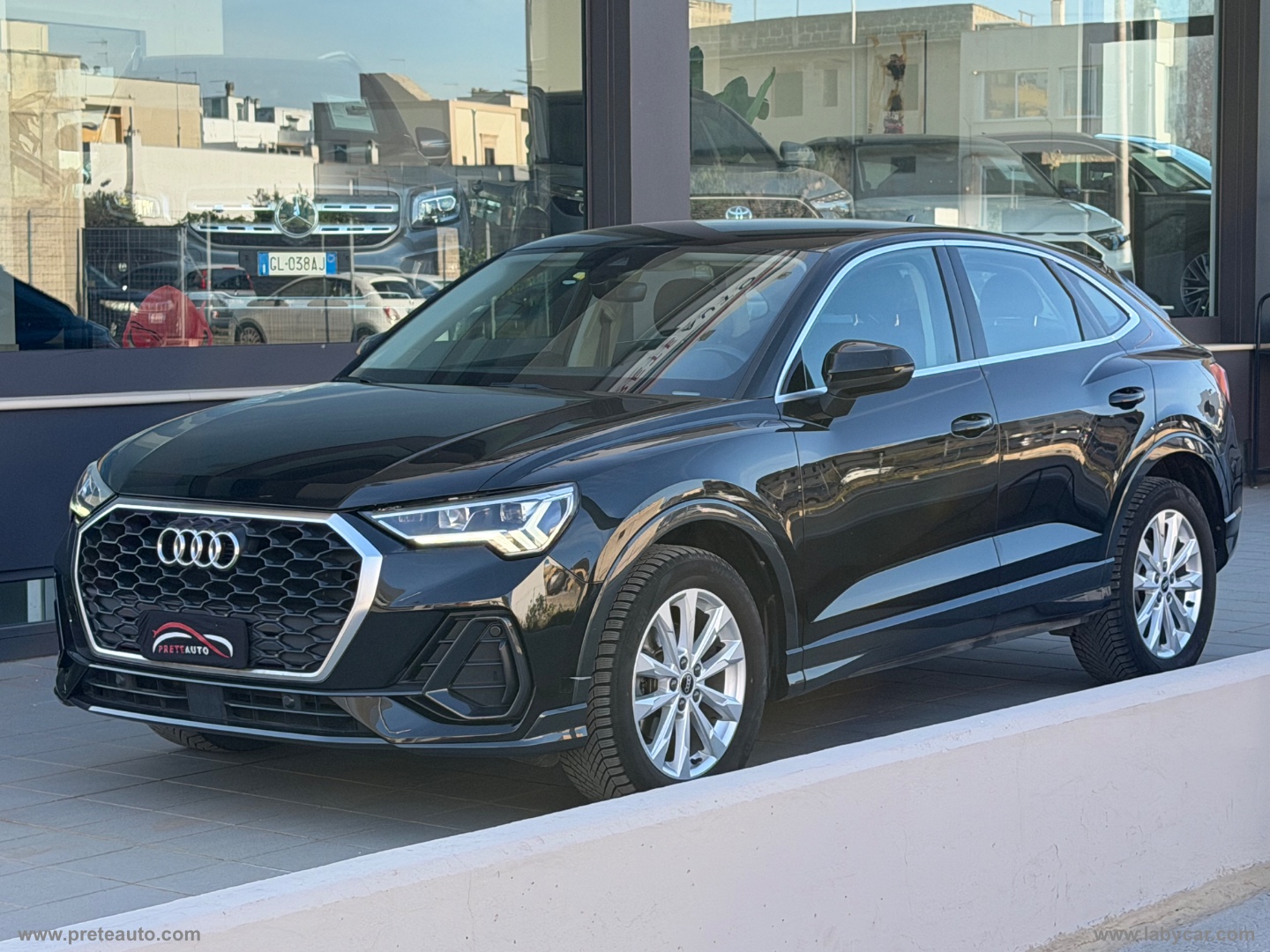 AUDI