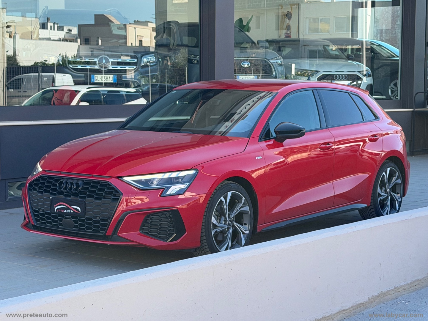 AUDI
