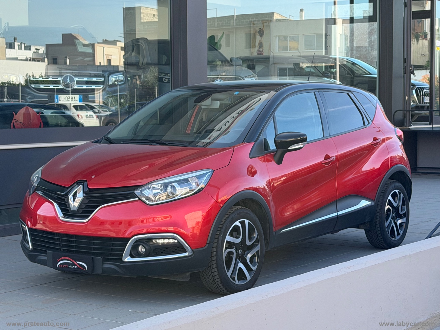 RENAULT